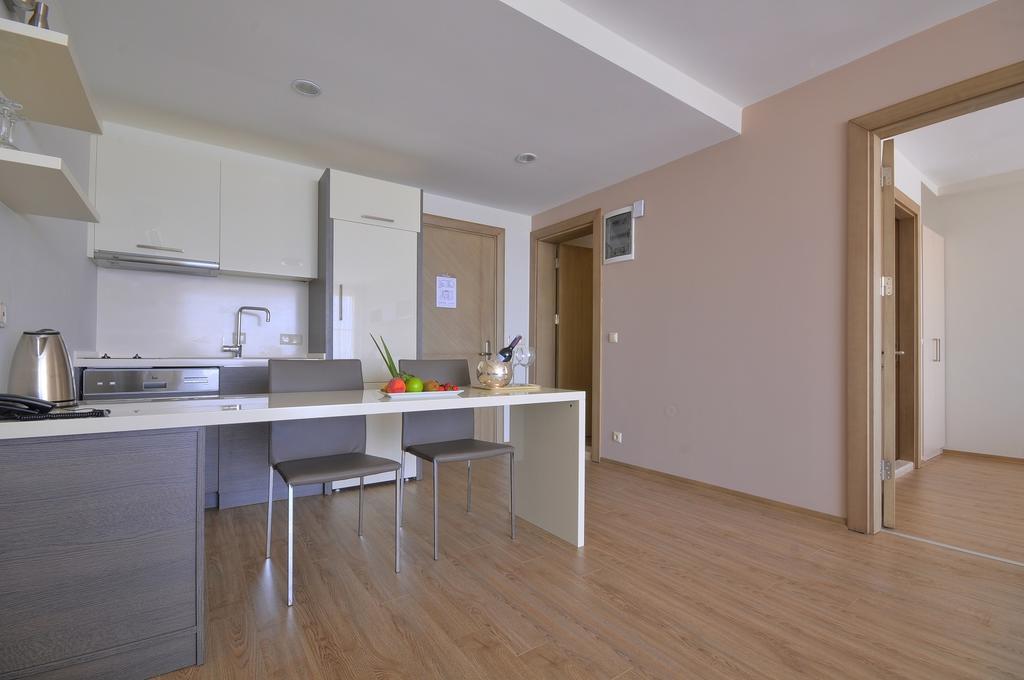Delmar Suites & Residence Cesme Bagian luar foto